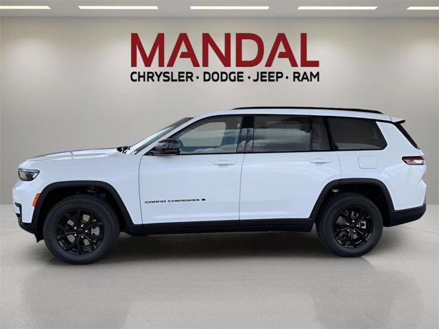 Photo of 2025 Bright White Clearcoat Jeep Grand Cherokee L