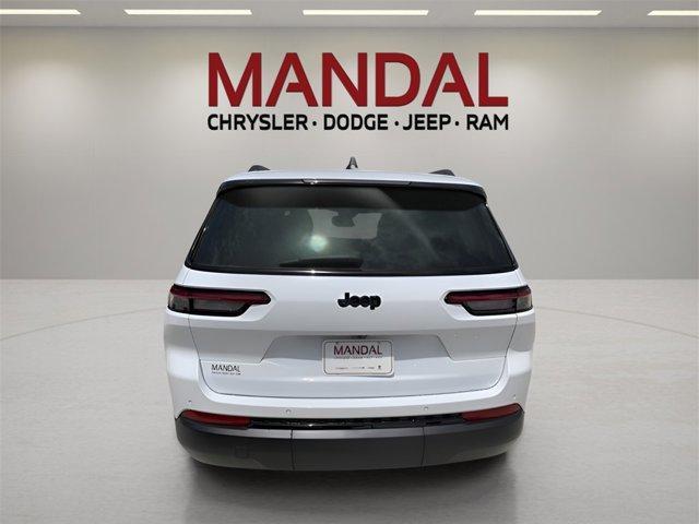 Photo of 2025 Bright White Clearcoat Jeep Grand Cherokee L
