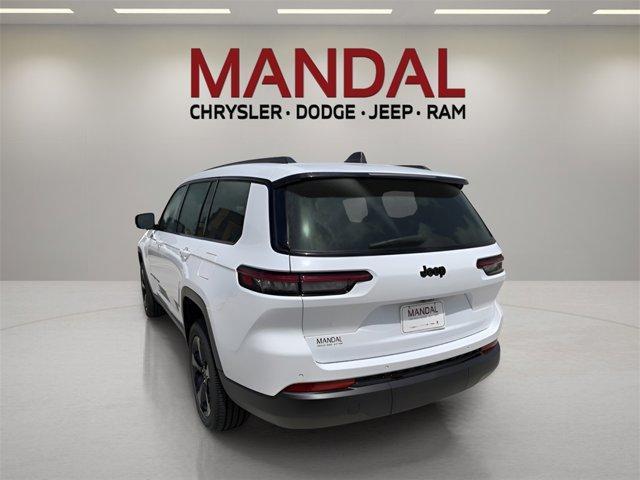 Photo of 2025 Bright White Clearcoat Jeep Grand Cherokee L