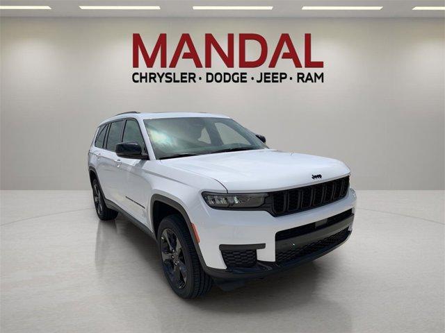 Photo of 2025 Bright White Clearcoat Jeep Grand Cherokee L