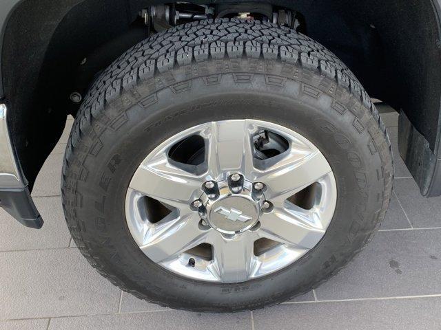 Photo of 2020 Oxford Brown Metallic Chevrolet Silverado 2500