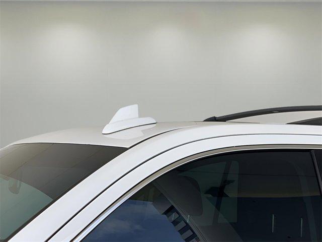 Photo of 2020 Summit White Chevrolet Tahoe