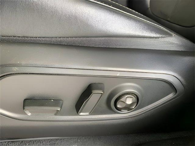 Photo of 2023 Bright White Clearcoat Jeep Grand Cherokee L
