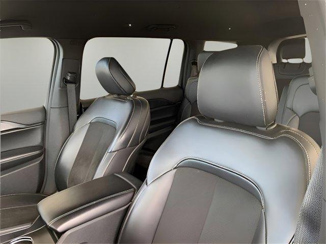 Photo of 2023 Bright White Clearcoat Jeep Grand Cherokee L