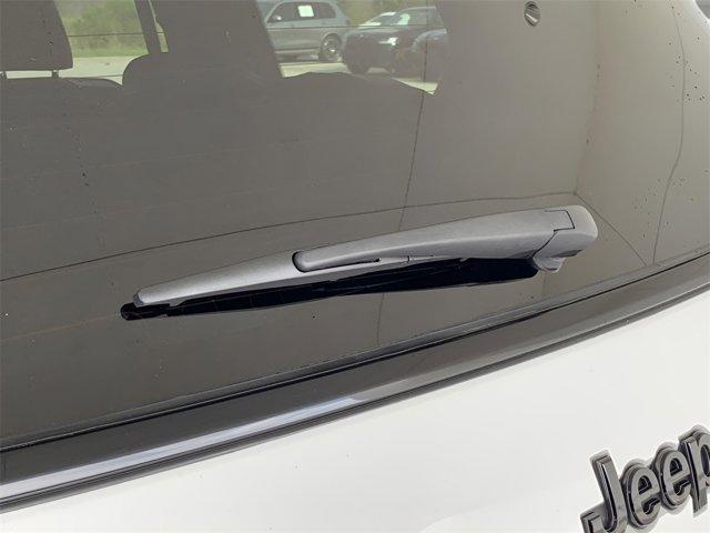Photo of 2023 Bright White Clearcoat Jeep Grand Cherokee L