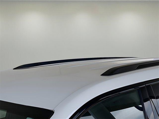 Photo of 2023 Bright White Clearcoat Jeep Grand Cherokee L
