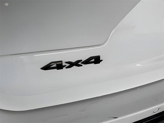 Photo of 2023 Bright White Clearcoat Jeep Grand Cherokee L