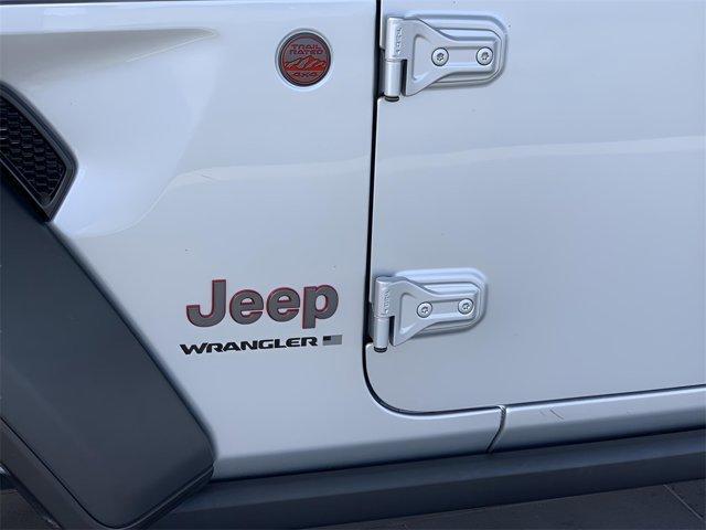 Photo of 2024 Silver Zynith Clearcoat Jeep Wrangler