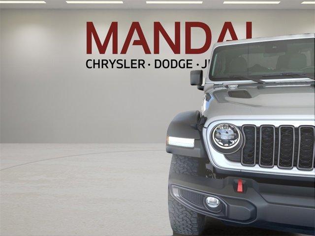 Photo of 2024 Silver Zynith Clearcoat Jeep Wrangler