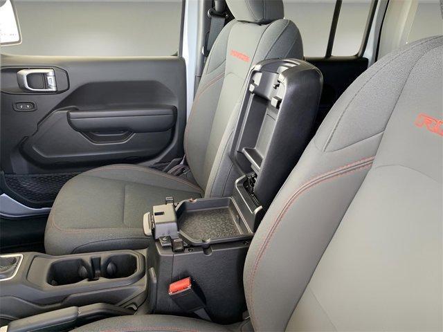 Photo of 2024 Silver Zynith Clearcoat Jeep Wrangler