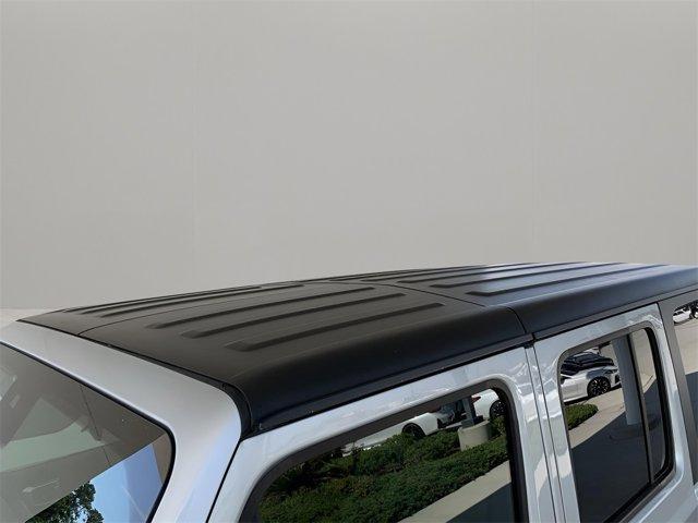 Photo of 2024 Silver Zynith Clearcoat Jeep Wrangler