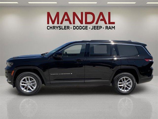 Photo of 2025 Diamond Black Jeep Grand Cherokee L