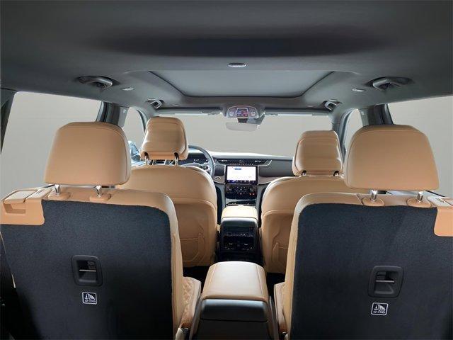 Photo of 2025 Bright White Clearcoat Jeep Grand Cherokee L