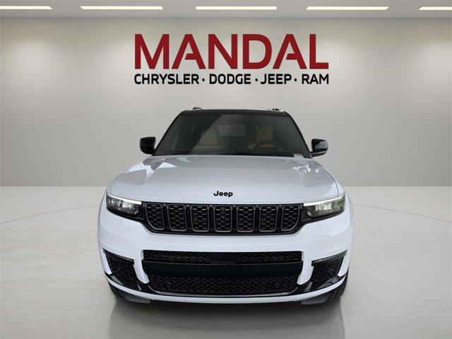 Photo of 2025 Bright White Clearcoat Jeep Grand Cherokee L