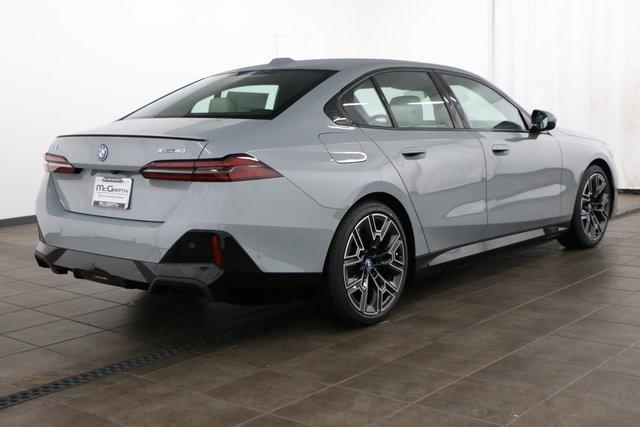 Photo of 2025 Brooklyn Grey Metallic BMW i5