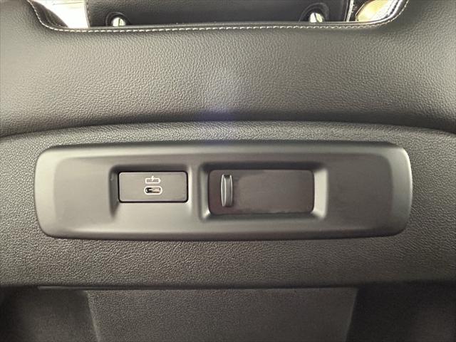 Photo of 2019 Arctic Gray Metallic BMW X5