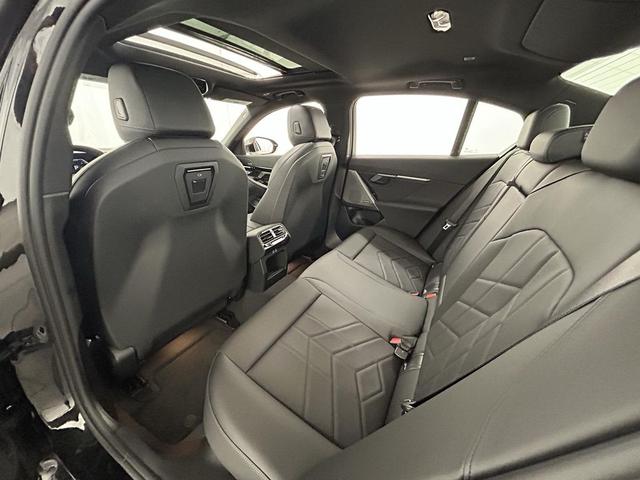 Photo of 2026 Black Sapphire Metallic BMW 530