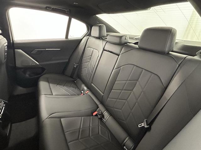 Photo of 2026 Black Sapphire Metallic BMW 530