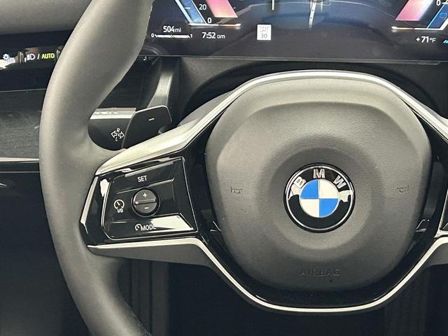 Photo of 2026 Black Sapphire Metallic BMW 530