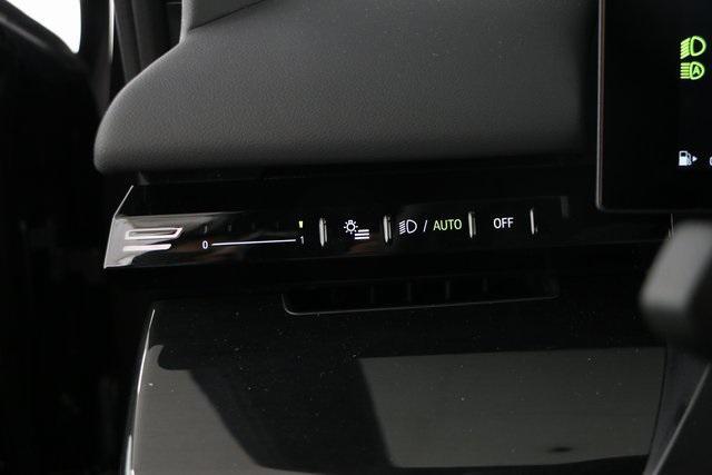 Photo of 2025 Dark Graphite Metallic BMW 530