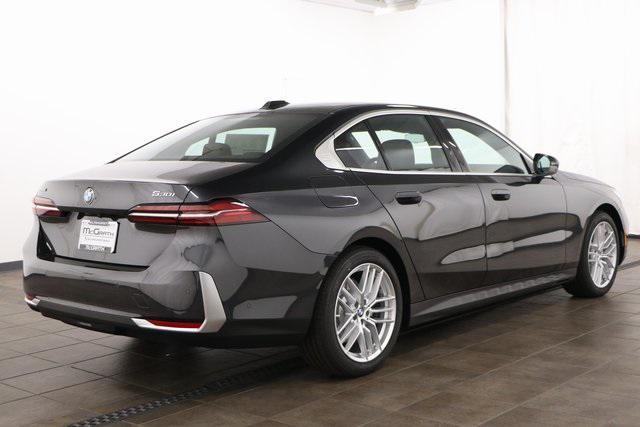 Photo of 2025 Dark Graphite Metallic BMW 530