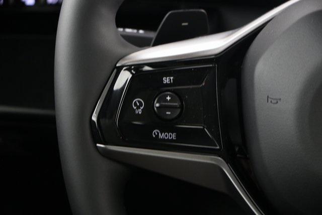 Photo of 2025 Dark Graphite Metallic BMW 530