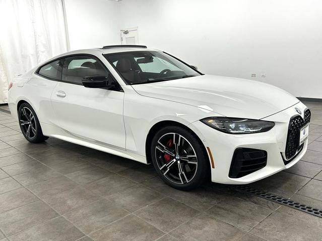 Photo of 2023 Alpine White BMW M440