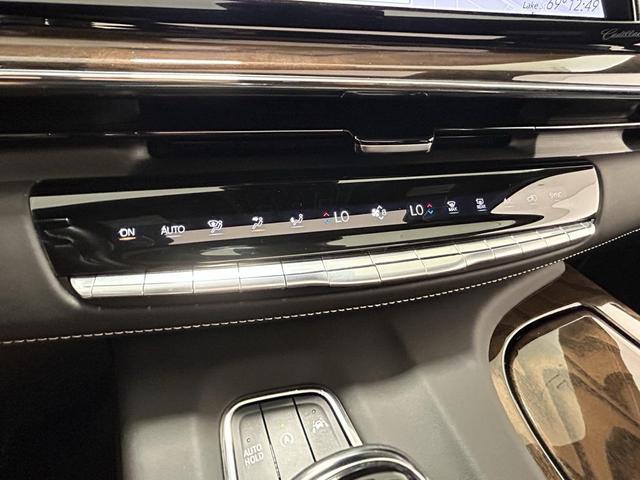 Photo of 2023 Crystal White Tricoat Cadillac Escalade