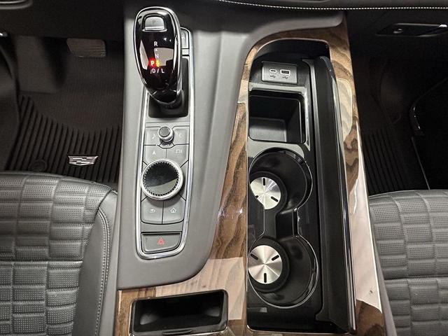 Photo of 2023 Crystal White Tricoat Cadillac Escalade