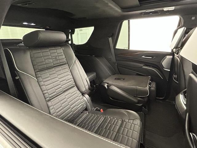 Photo of 2023 Crystal White Tricoat Cadillac Escalade