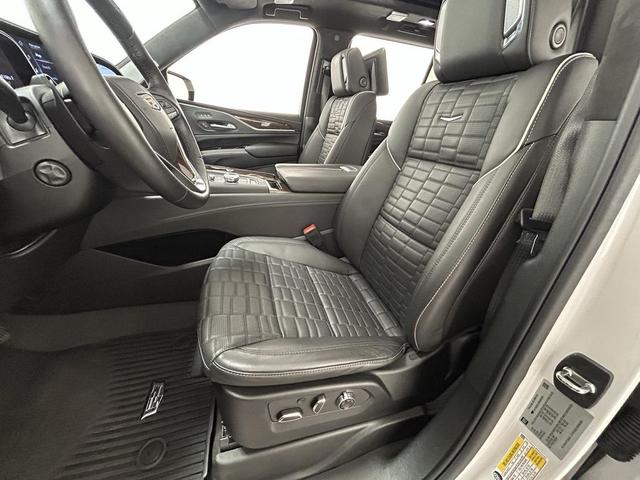Photo of 2023 Crystal White Tricoat Cadillac Escalade