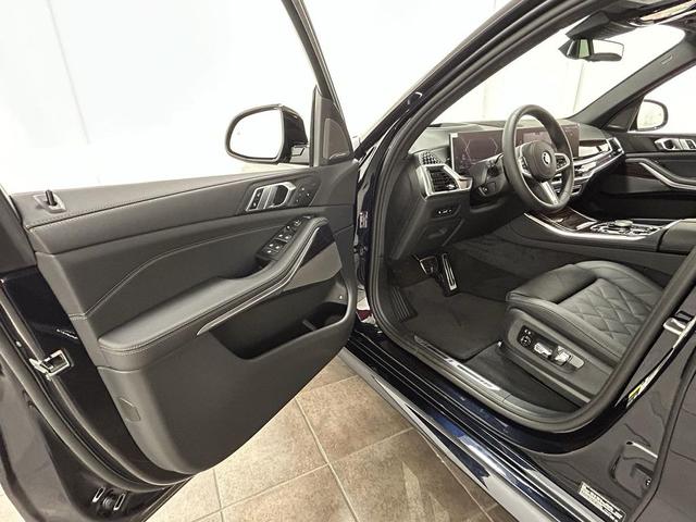 Photo of 2026 Carbon Black Metallic BMW X5 PHEV