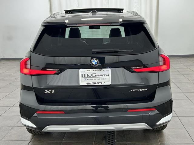 Photo of 2025 Black Sapphire Metallic BMW X1