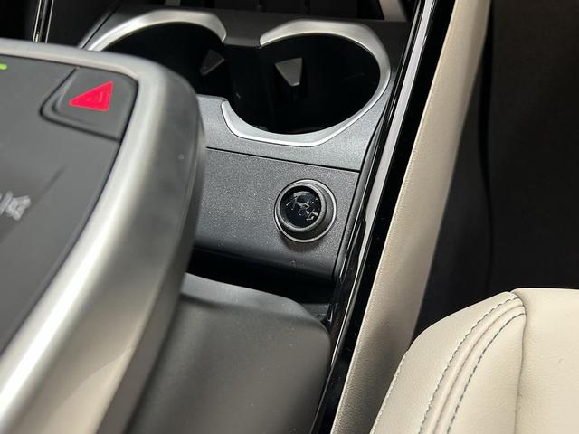Photo of 2025 Black Sapphire Metallic BMW X1