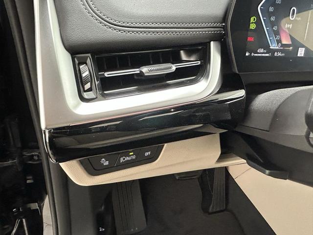 Photo of 2025 Black Sapphire Metallic BMW X1