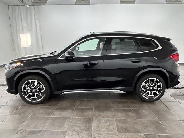 Photo of 2025 Black Sapphire Metallic BMW X1