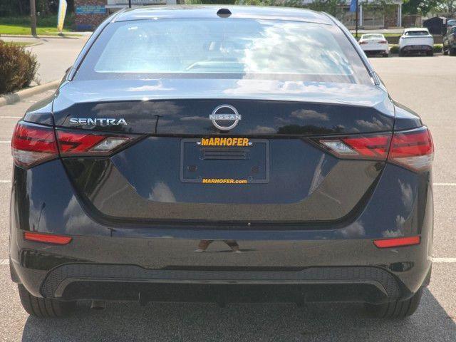 Photo of 2025 Super Black Nissan Sentra