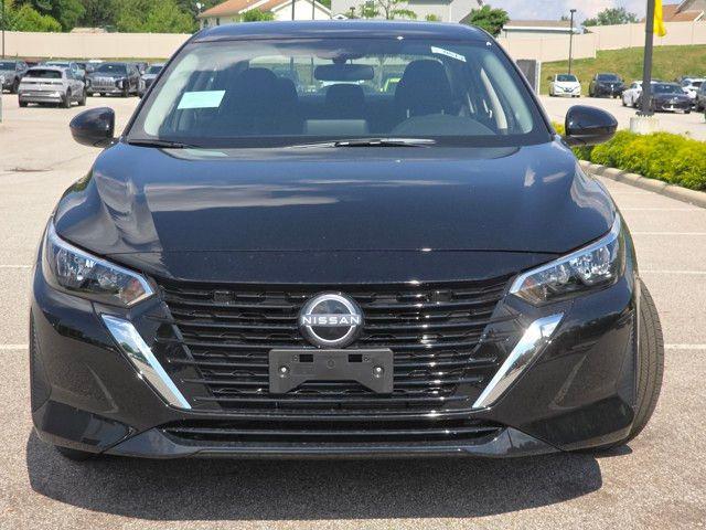 Photo of 2025 Super Black Nissan Sentra