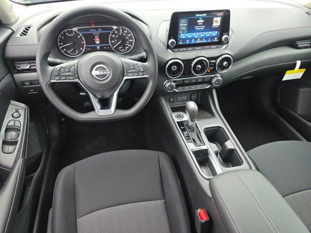 Photo of 2025 Electric Blue Metallic Nissan Sentra