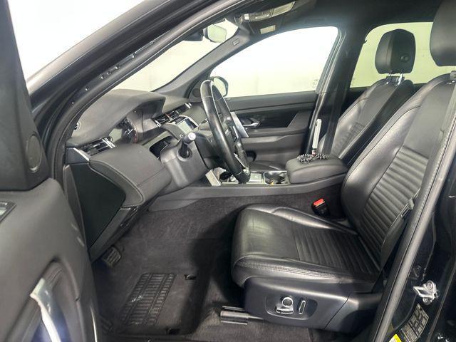 Photo of 2021 Santorini Black Metallic Land Rover Discovery Sport