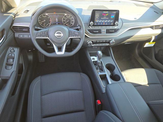 Photo of 2025 Super Black Nissan Altima