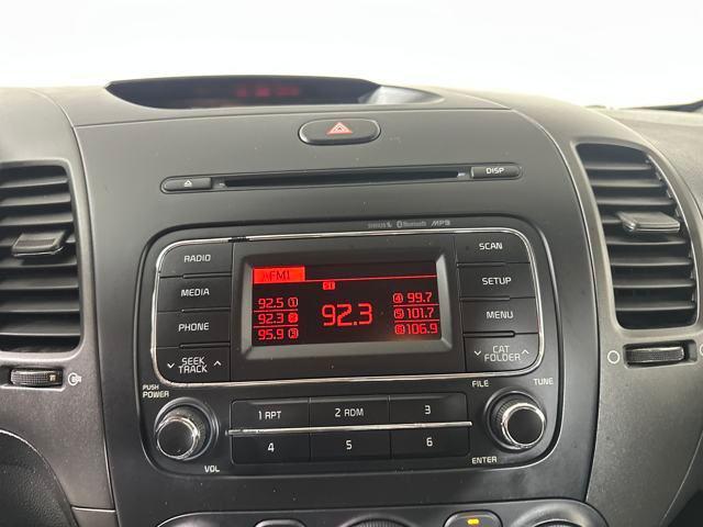 Photo of 2016 Aurora Black Pearl Kia Forte