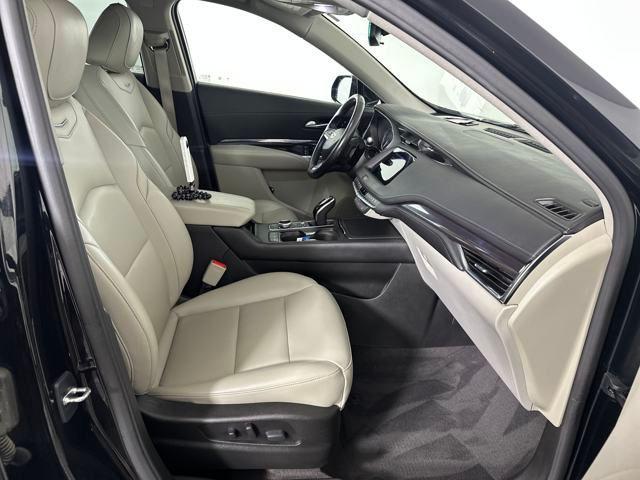 Photo of 2021 Stellar Black Metallic Cadillac XT4