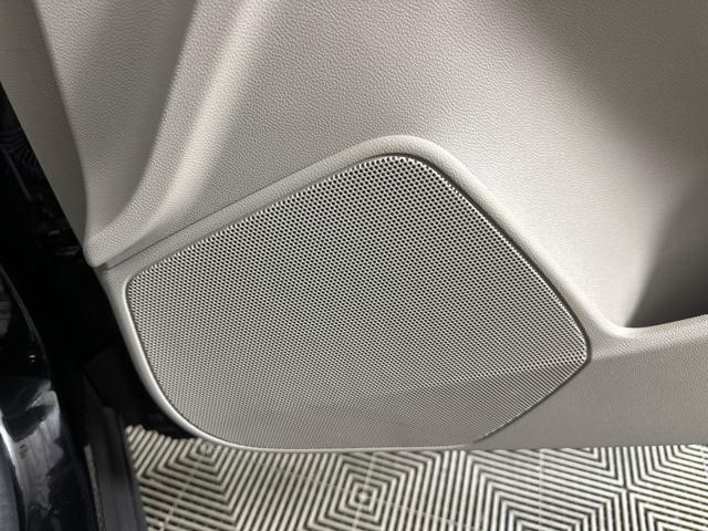 Photo of 2021 Stellar Black Metallic Cadillac XT4