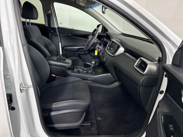 Photo of 2019 Snow White Pearl Kia Sorento