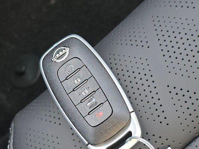 Photo of 2025 Gun Metallic Nissan Murano