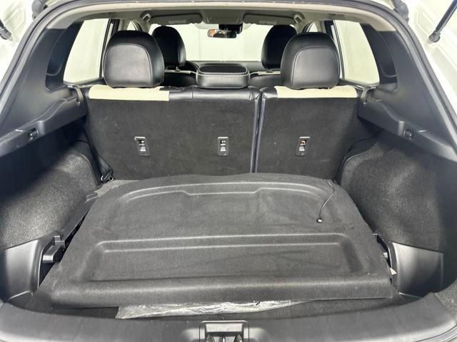 Photo of 2021 Glacier White Nissan Rogue Sport