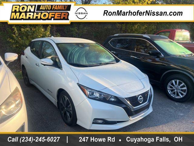 Photo of 2018 Pearl White Nissan Leaf