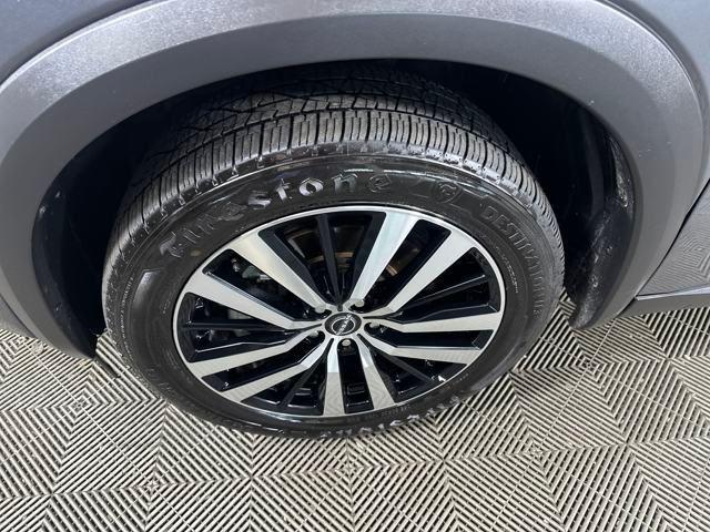Photo of 2023 Gun Metallic Nissan Pathfinder