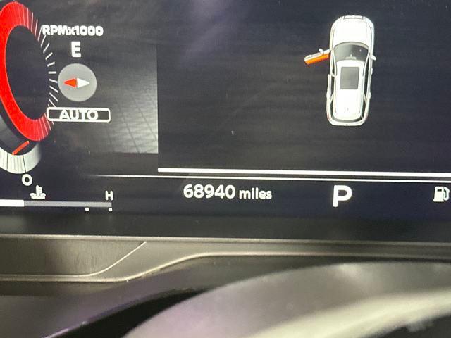 Photo of 2023 Gun Metallic Nissan Pathfinder